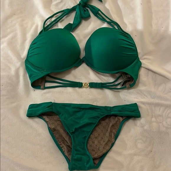 Victoria's Secret Green Bikini Set with Underwire Support - Picture 1 of 4